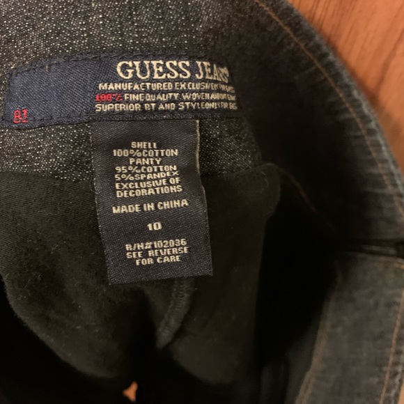 Guess size 10 skorts - Picture 3 of 3